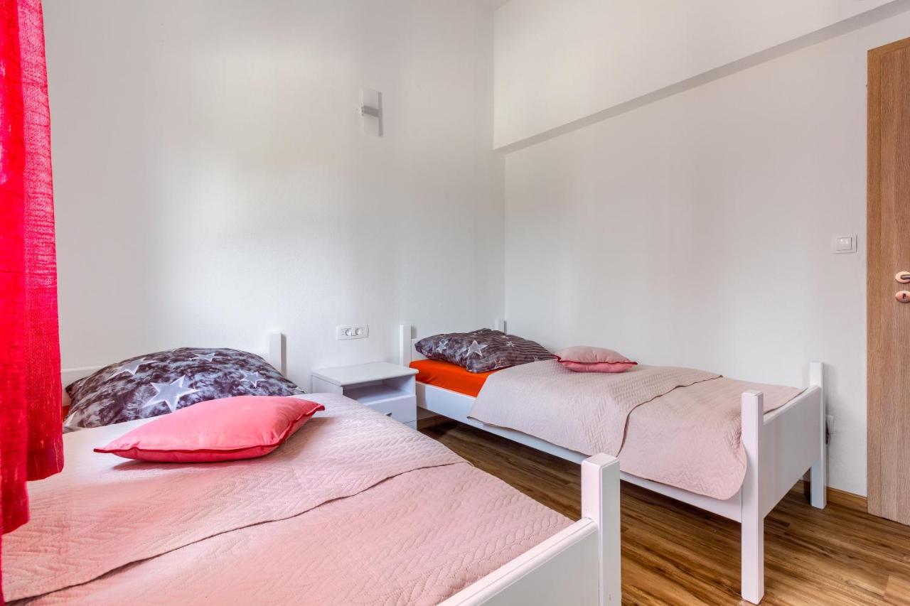 Apartmani Rialto Kakma Exterior foto